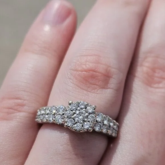 14K White Gold Diamond Halo 2 Row Engagement Ring 1.02TCW Size 6.75